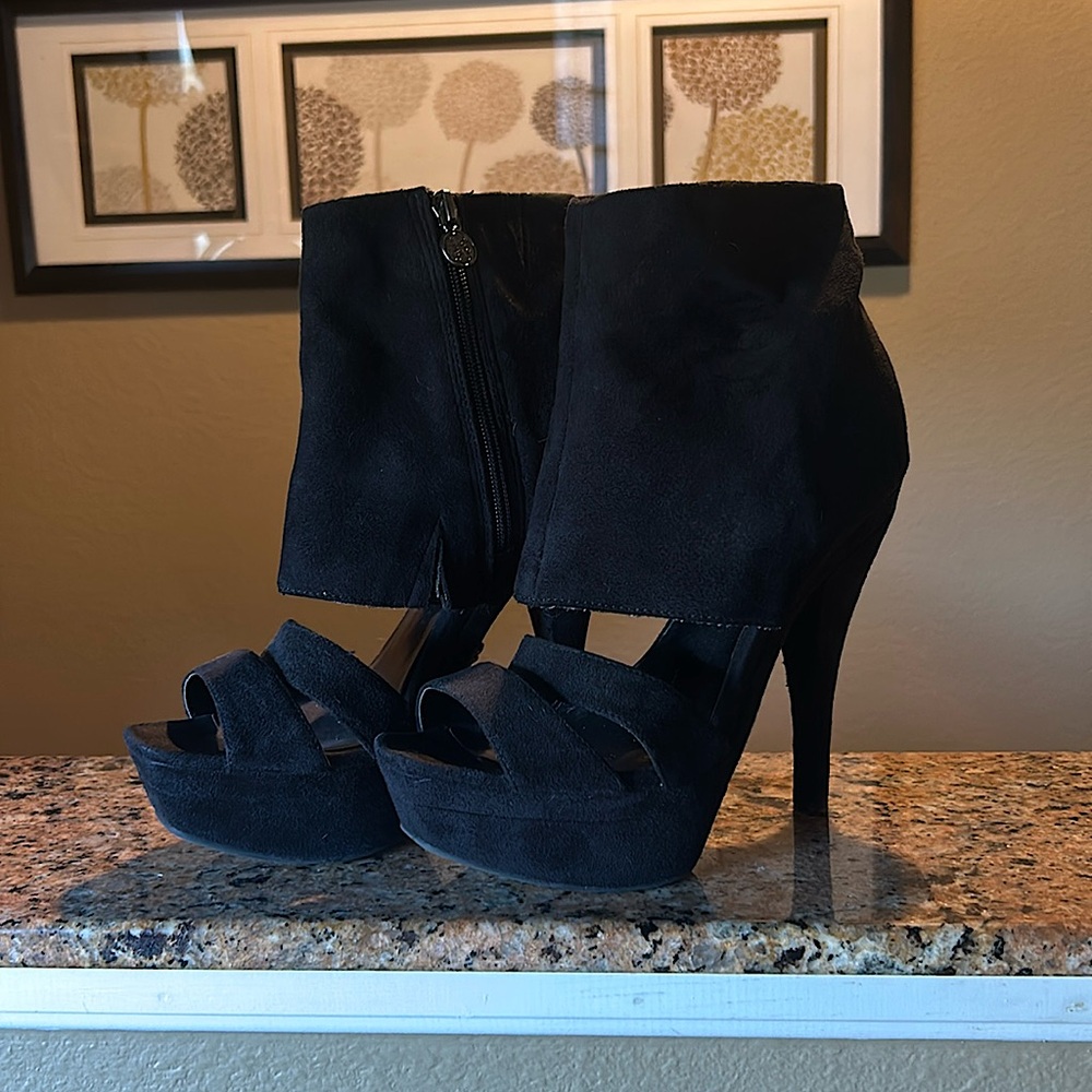 Sexy heels with ankle wrap